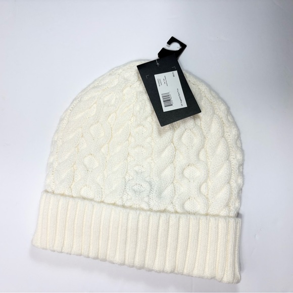 Kate Spade Cable Knit Velvet Bow Beanie Hat Cream
NEW WITH TAGS - Picture 5 of 5